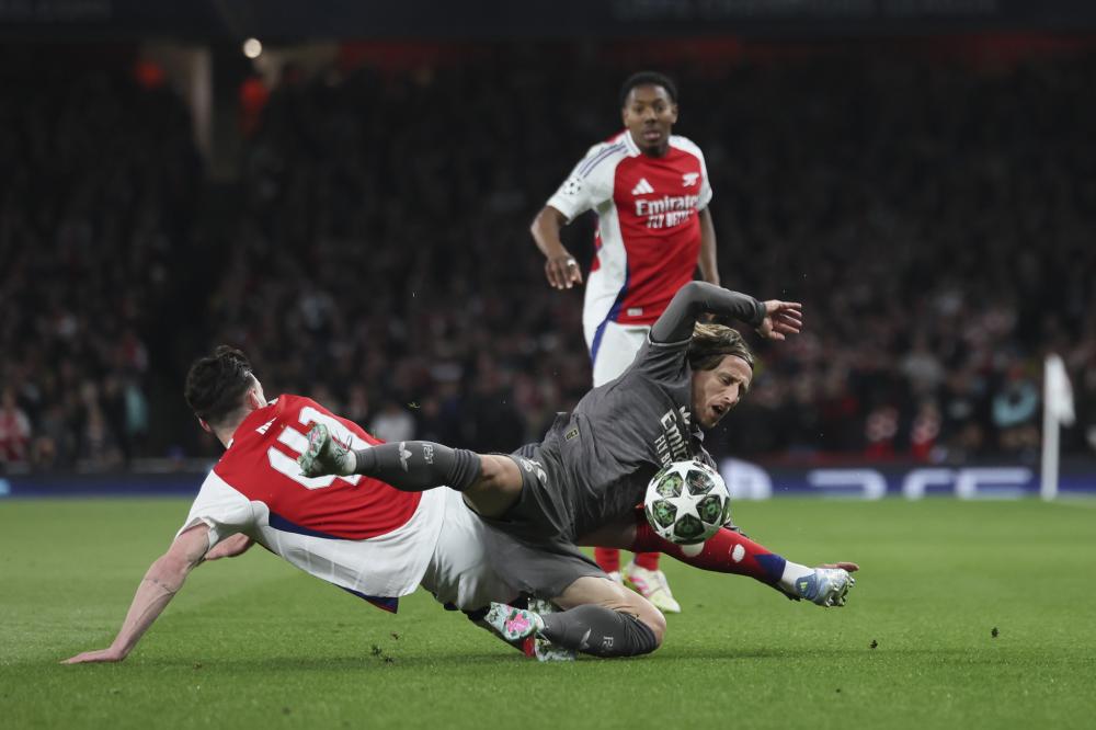 快船過於依 快船過於依